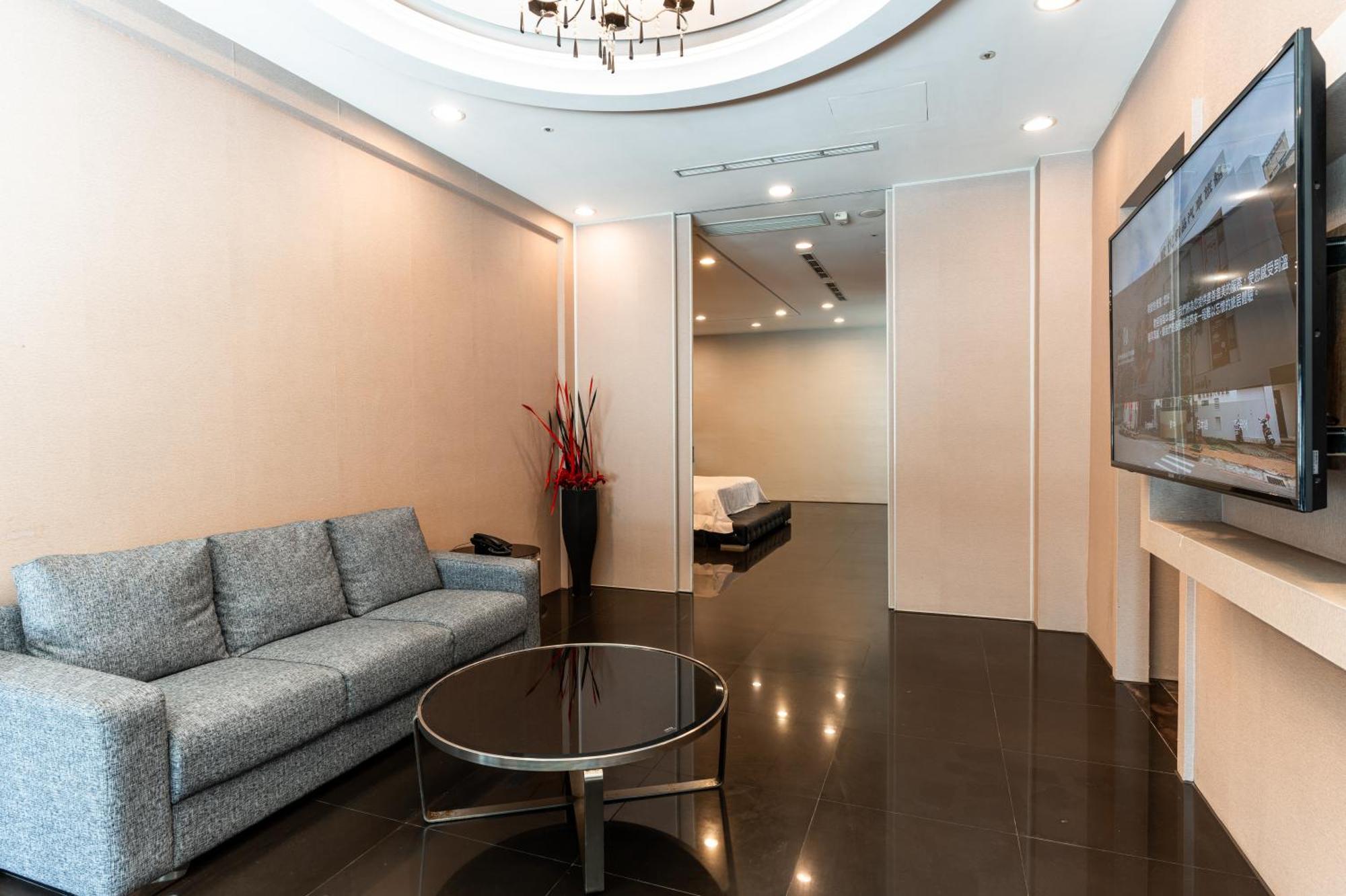 OHYA Chain Boutique Motel Taoyuan Extérieur photo