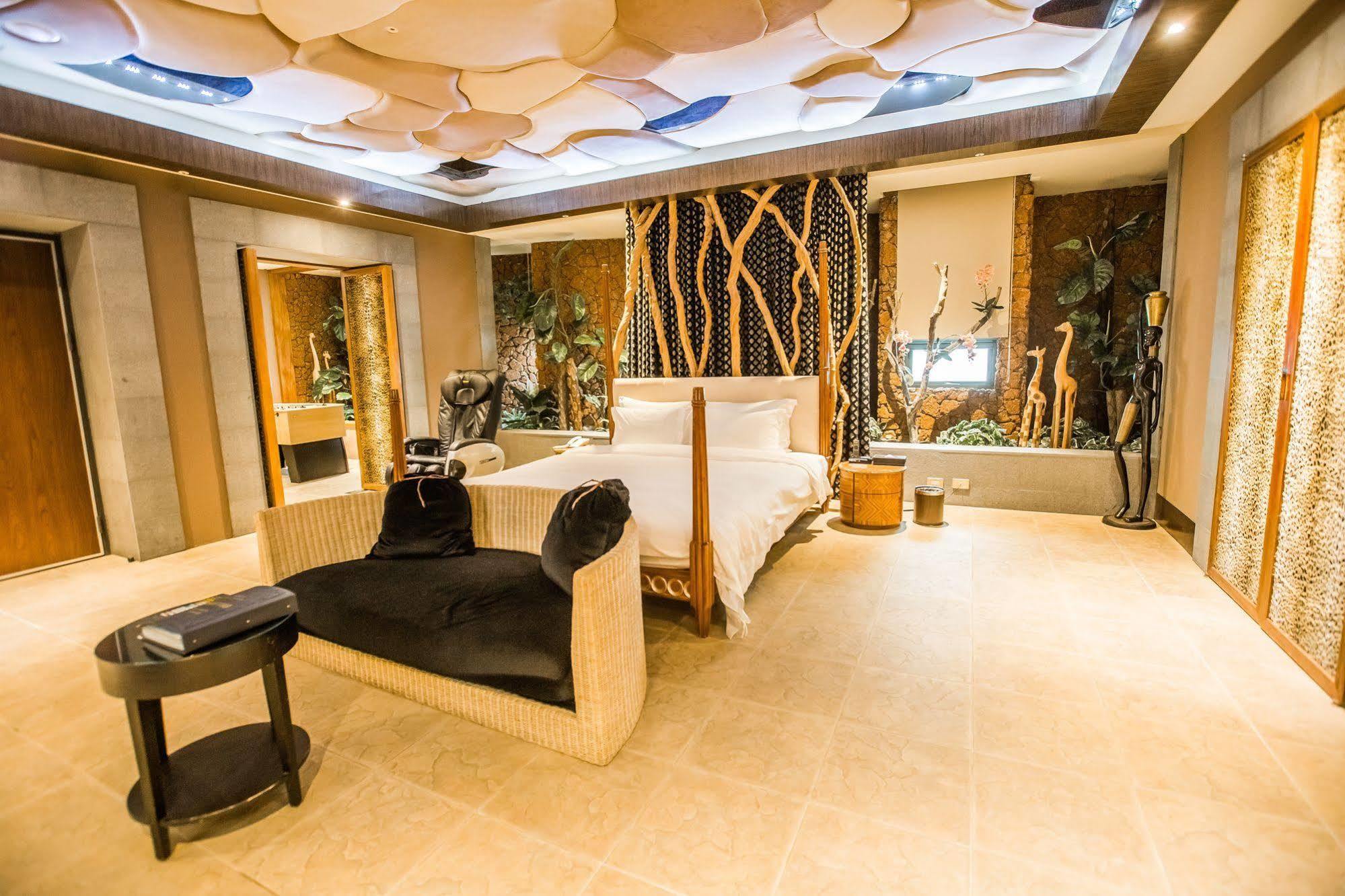 OHYA Chain Boutique Motel Taoyuan Extérieur photo