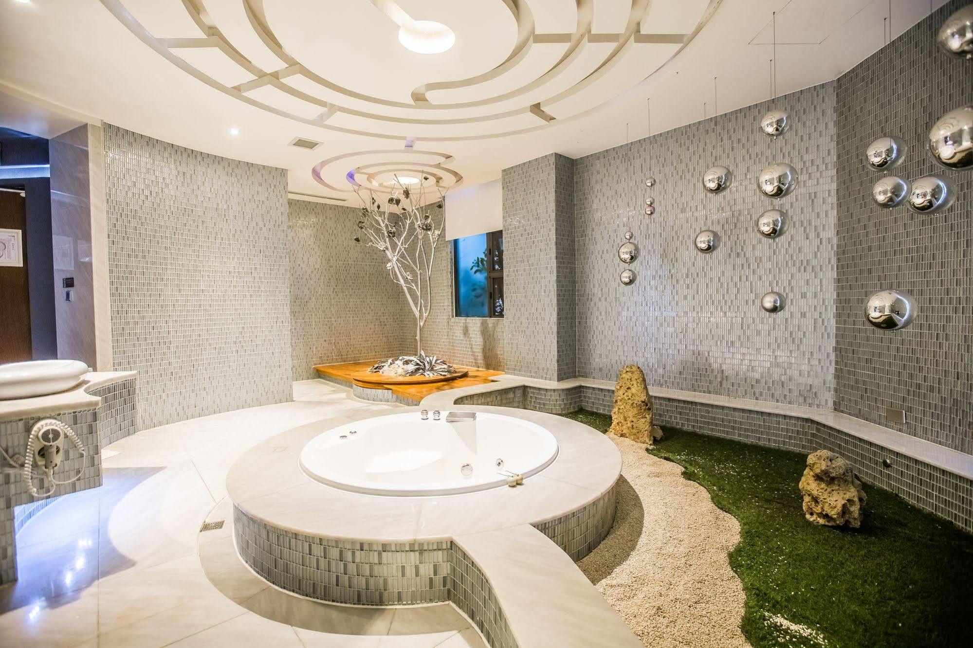 OHYA Chain Boutique Motel Taoyuan Extérieur photo