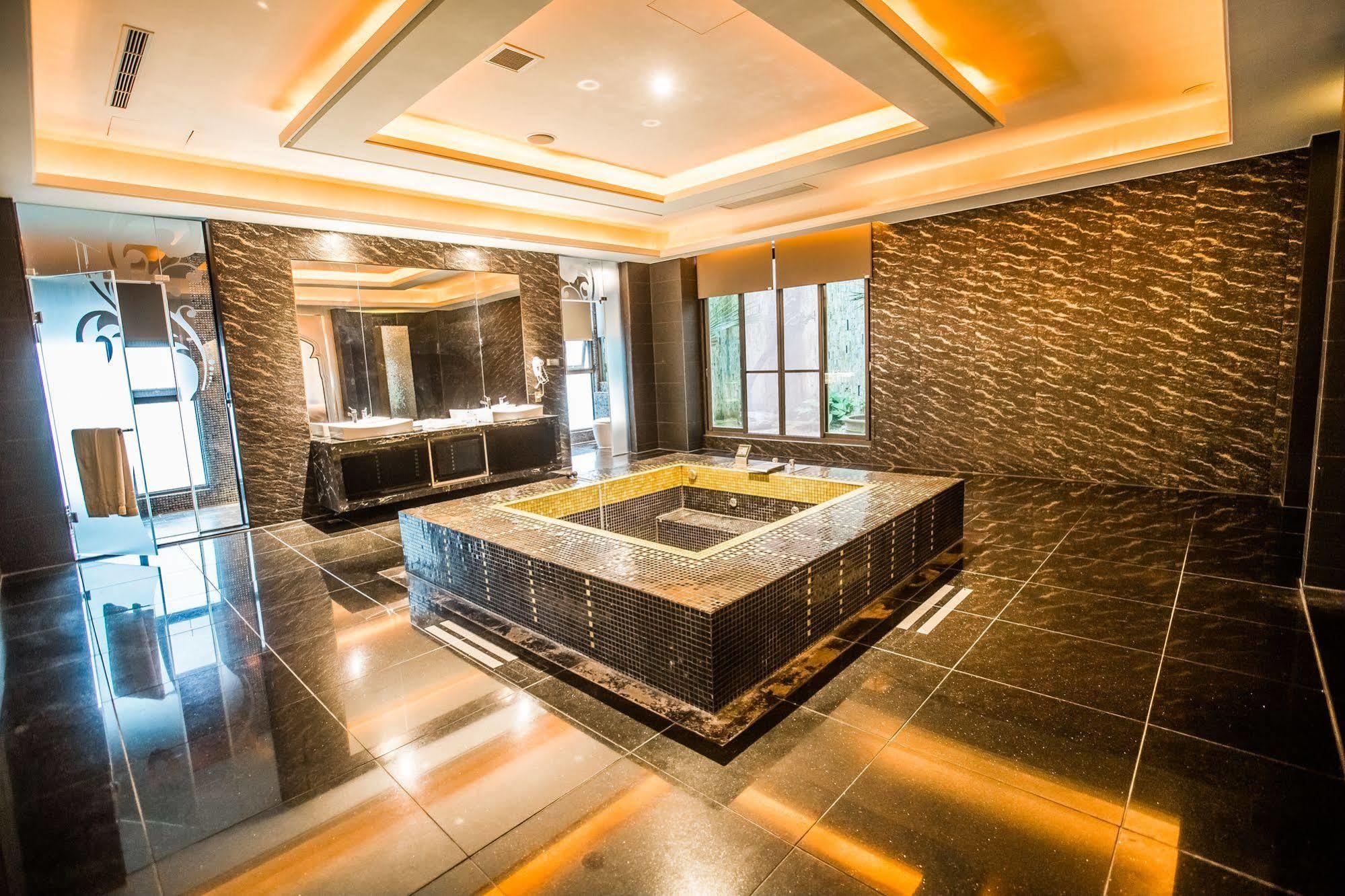 OHYA Chain Boutique Motel Taoyuan Extérieur photo