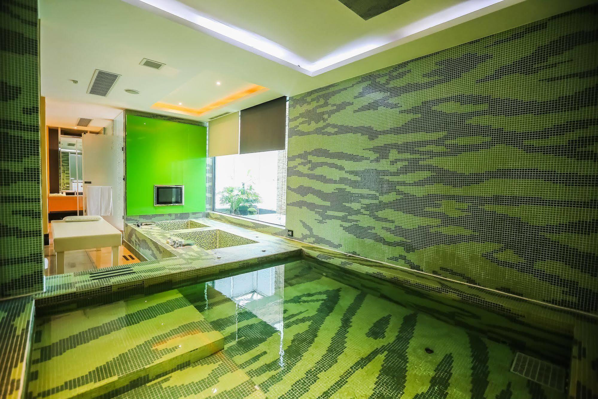 OHYA Chain Boutique Motel Taoyuan Extérieur photo